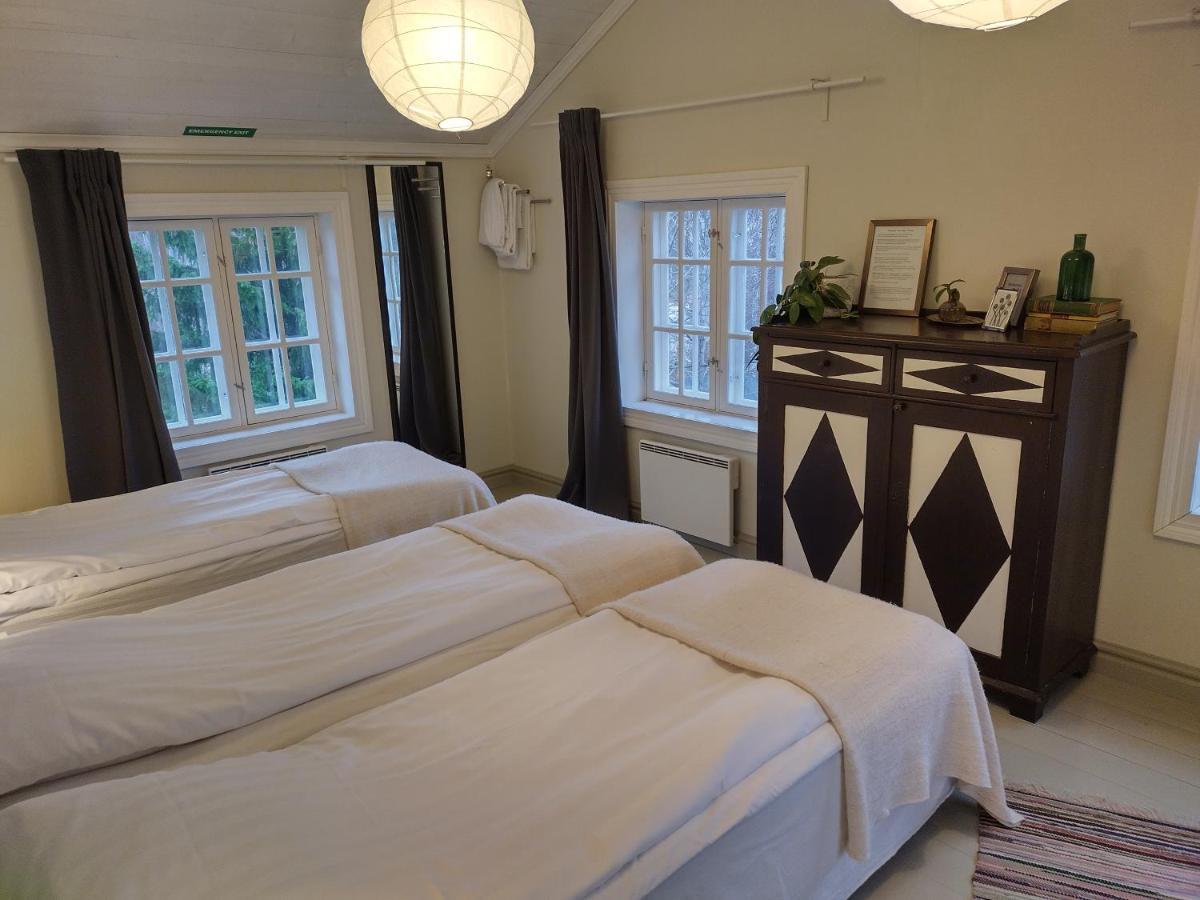 Brobacka Gasthem Bed & Breakfast Jomala Exterior photo